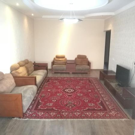 Apartment 2 Bed Room In The Center Апартамент 3-Х Комнатная В Центре Tashkent Exterior photo